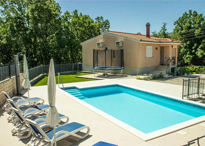 Charming Villa Katja With Private Pool And Ac In All Rooms, Near Split